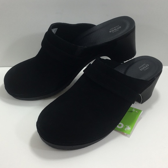 crocs sarah suede clog